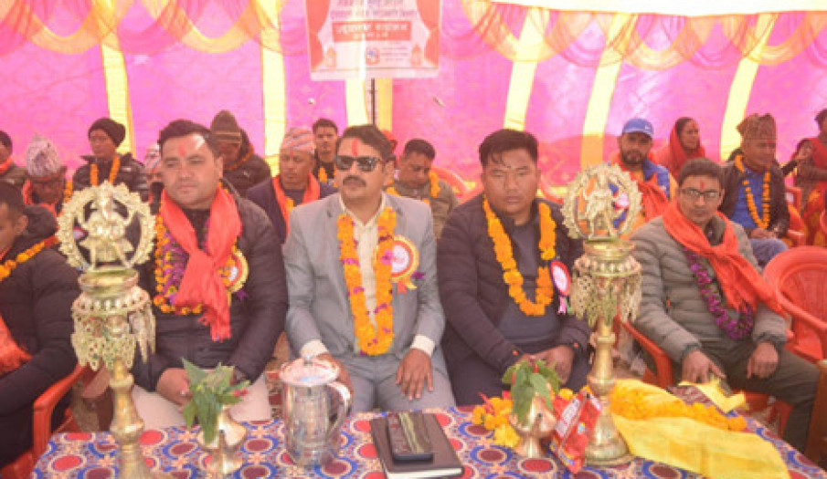 प्रदेश सभा सदस्य माननीय श्री हरिबहादुर भण्डारीज्यूबाट दरबाङ - दाङखोला - ताकम - मुना - ढोरपाटन सडकको उद्घाटन
